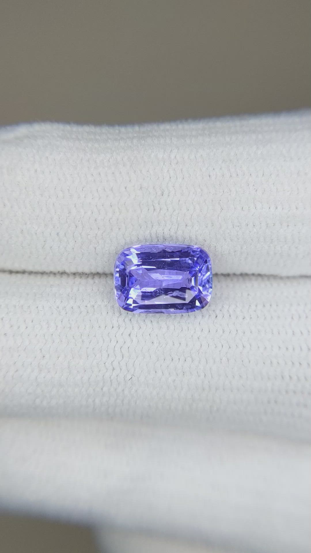 2.50 Ct. Blue Sapphire from Ceylon (Sri Lanka) Size Video