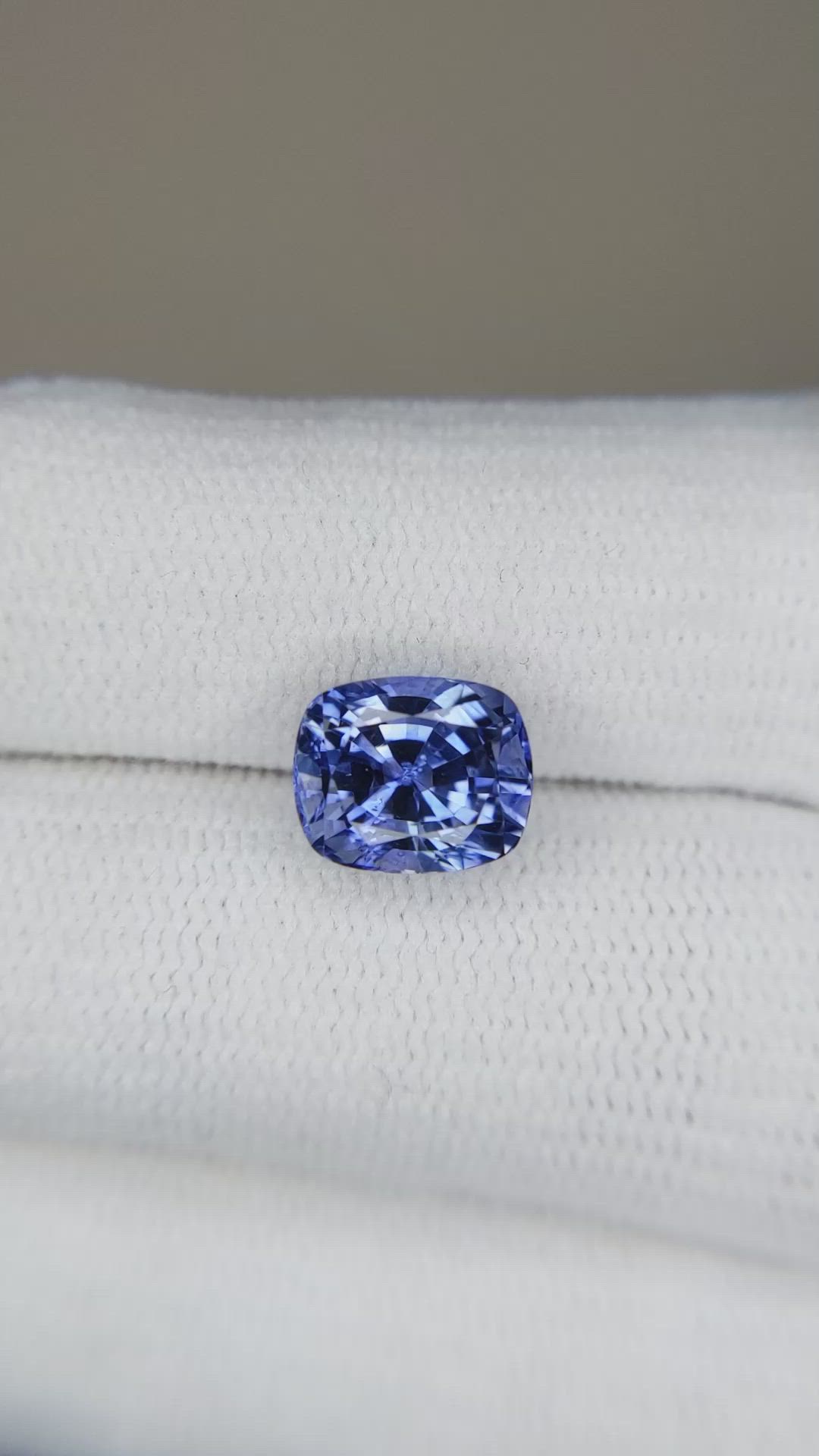 3.40 Ct. Blue Sapphire from Ceylon (Sri Lanka) Size Video