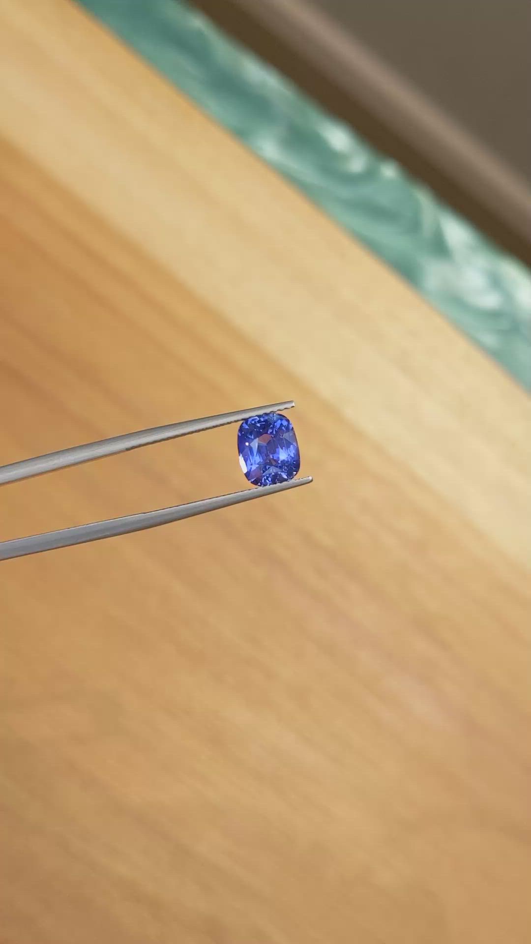 3.04 Ct. Blue Sapphire from Ceylon (Sri Lanka) Size Video