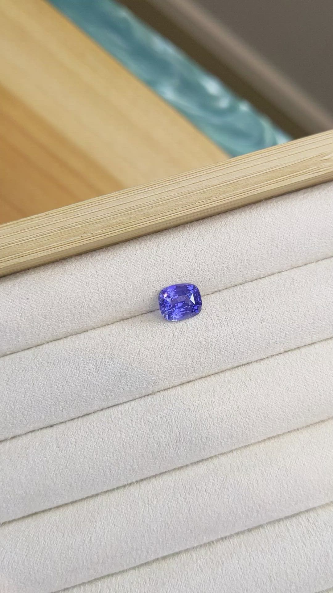 3.04 Ct. Blue Sapphire from Ceylon (Sri Lanka) Size Video