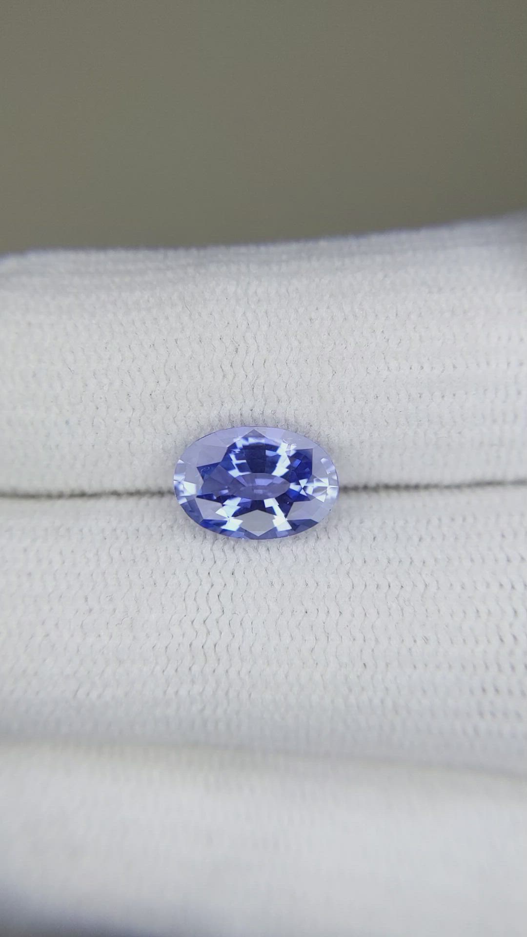 1.81 Ct. Blue Sapphire from Ceylon (Sri Lanka) Size Video