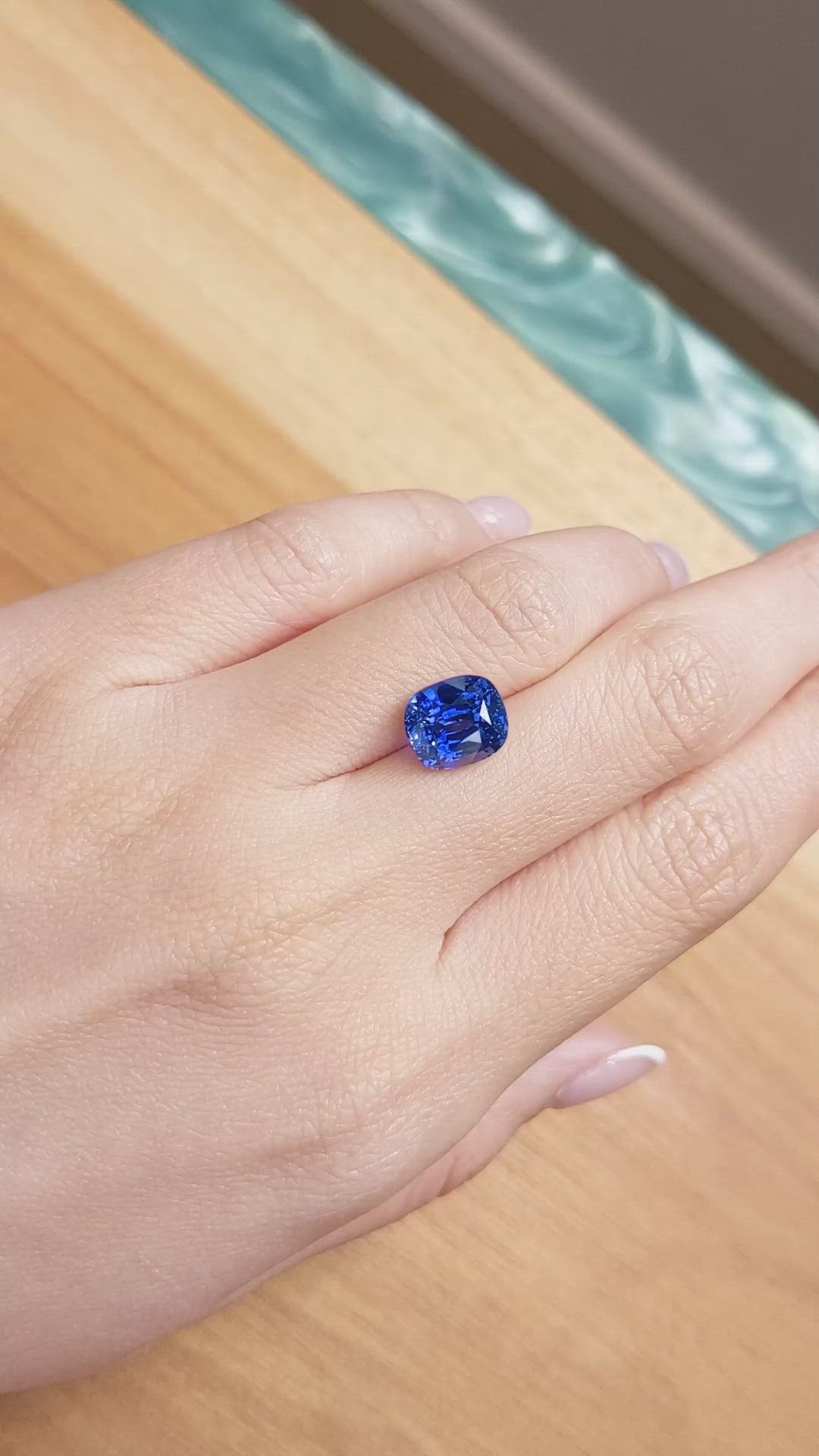 5.12 Ct. Blue Sapphire from Ceylon (Sri Lanka) Size Video