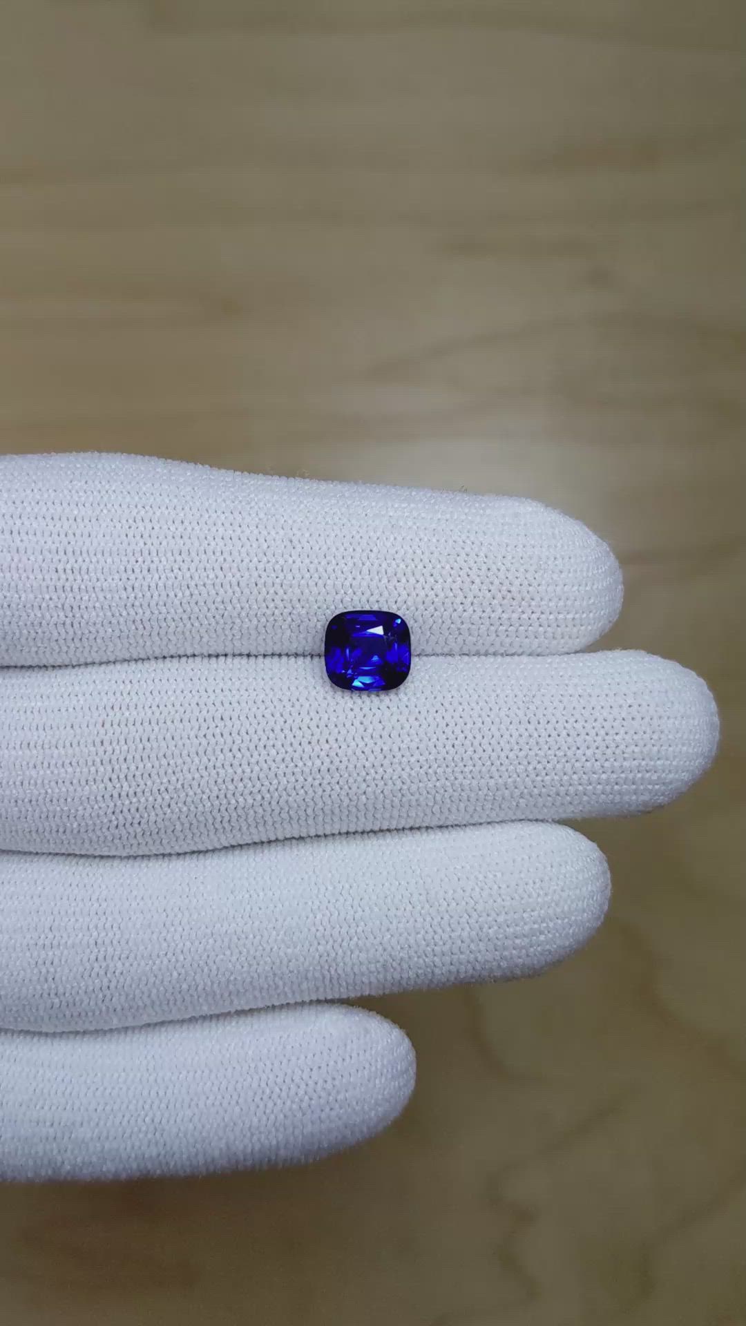 2.62 Ct. Blue Sapphire from Ceylon (Sri Lanka) Size Video