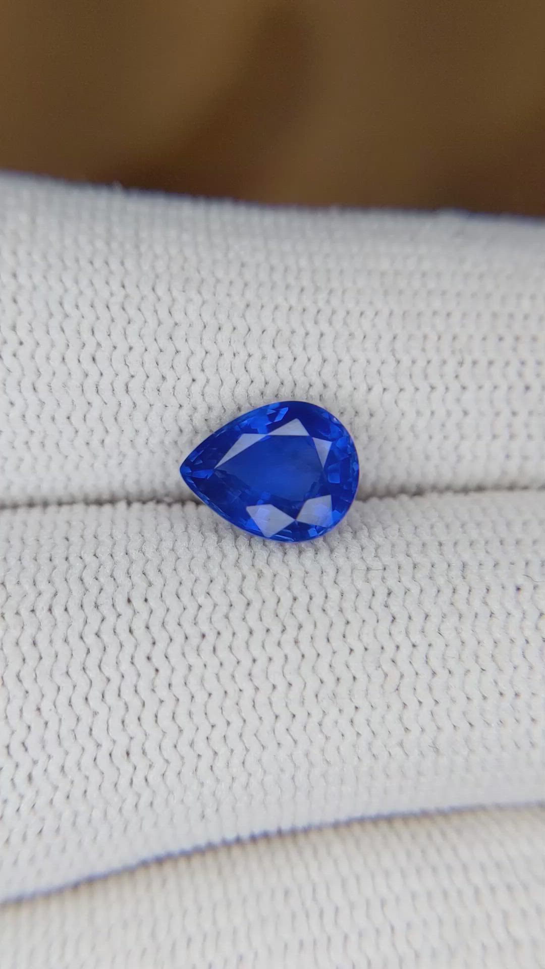 2.03 Ct. Blue Sapphire from Ceylon (Sri Lanka) Size Video