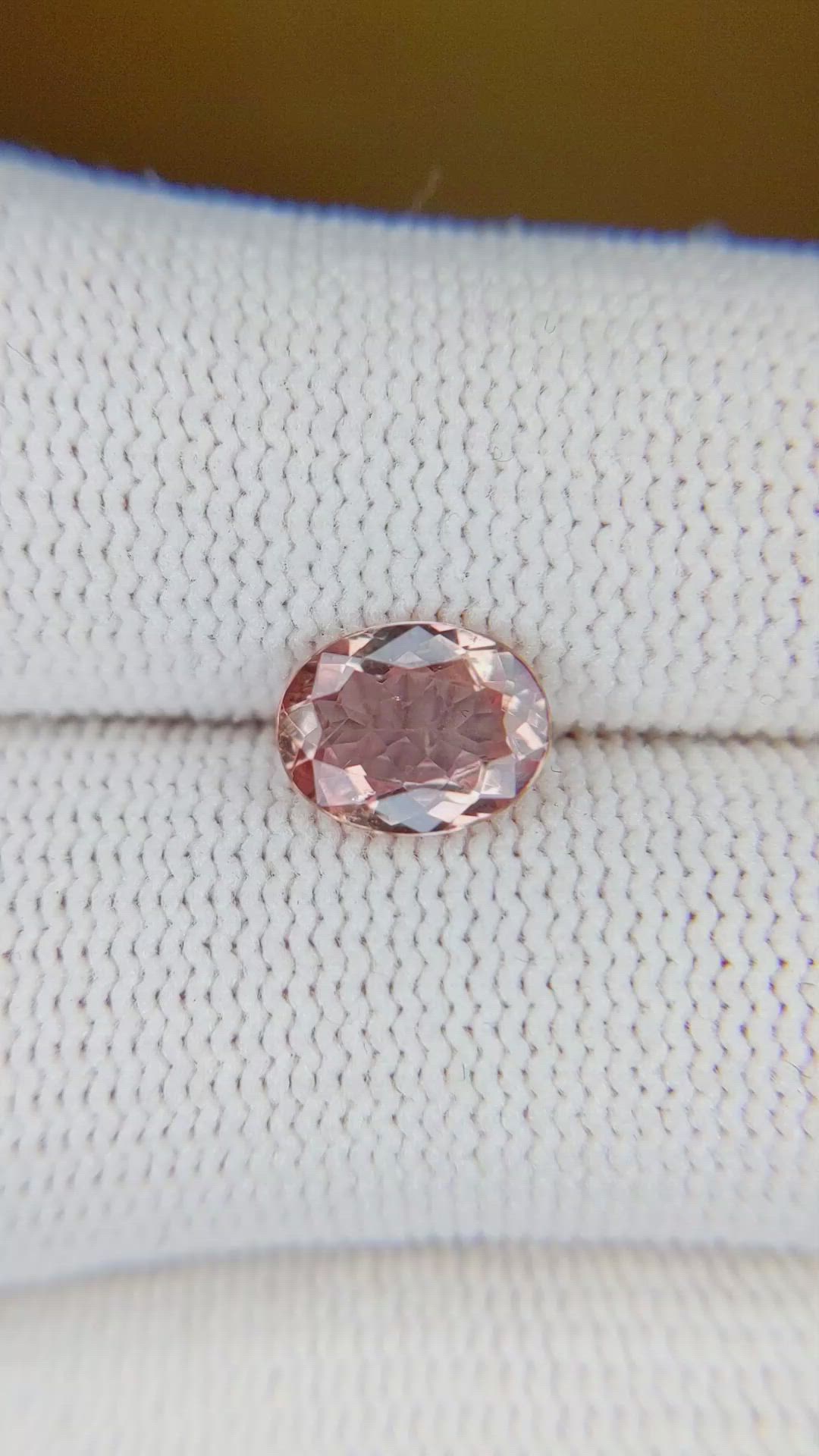 1.44 Ct. Pinkish Brown Sapphire from Ceylon (Sri Lanka) Size Video