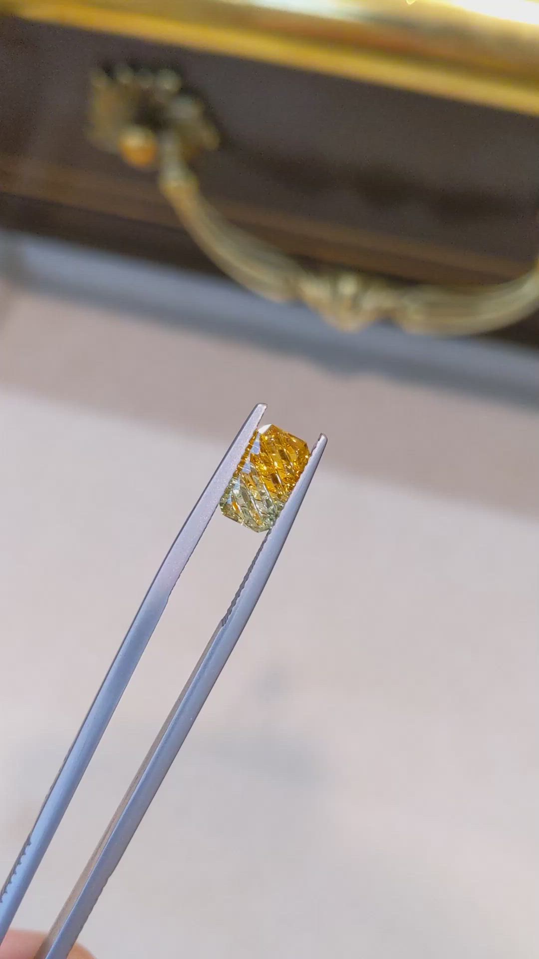2.63 Ct. Bi Color Sapphire from Montana Size Video