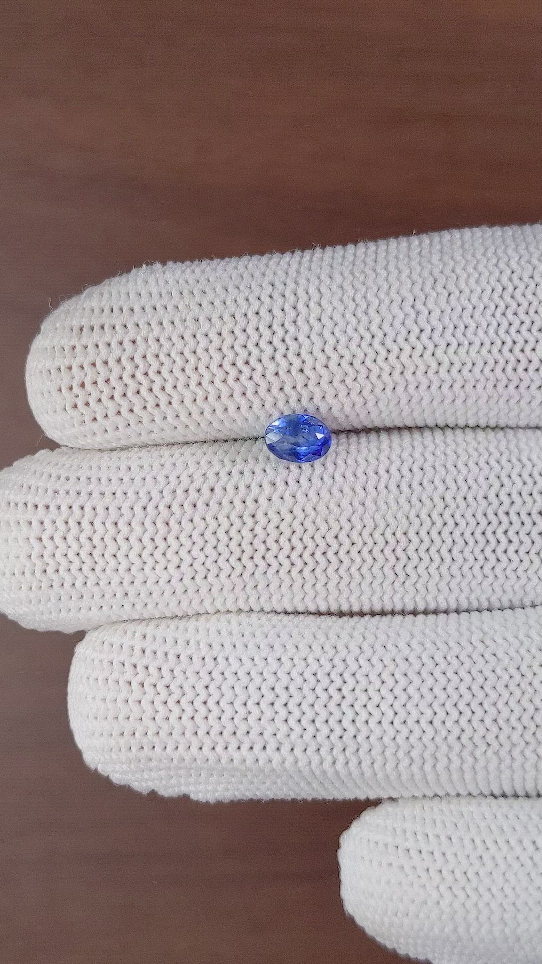 0.84 Ct. Bi Color / Parti Sapphire from Africa Size Video
