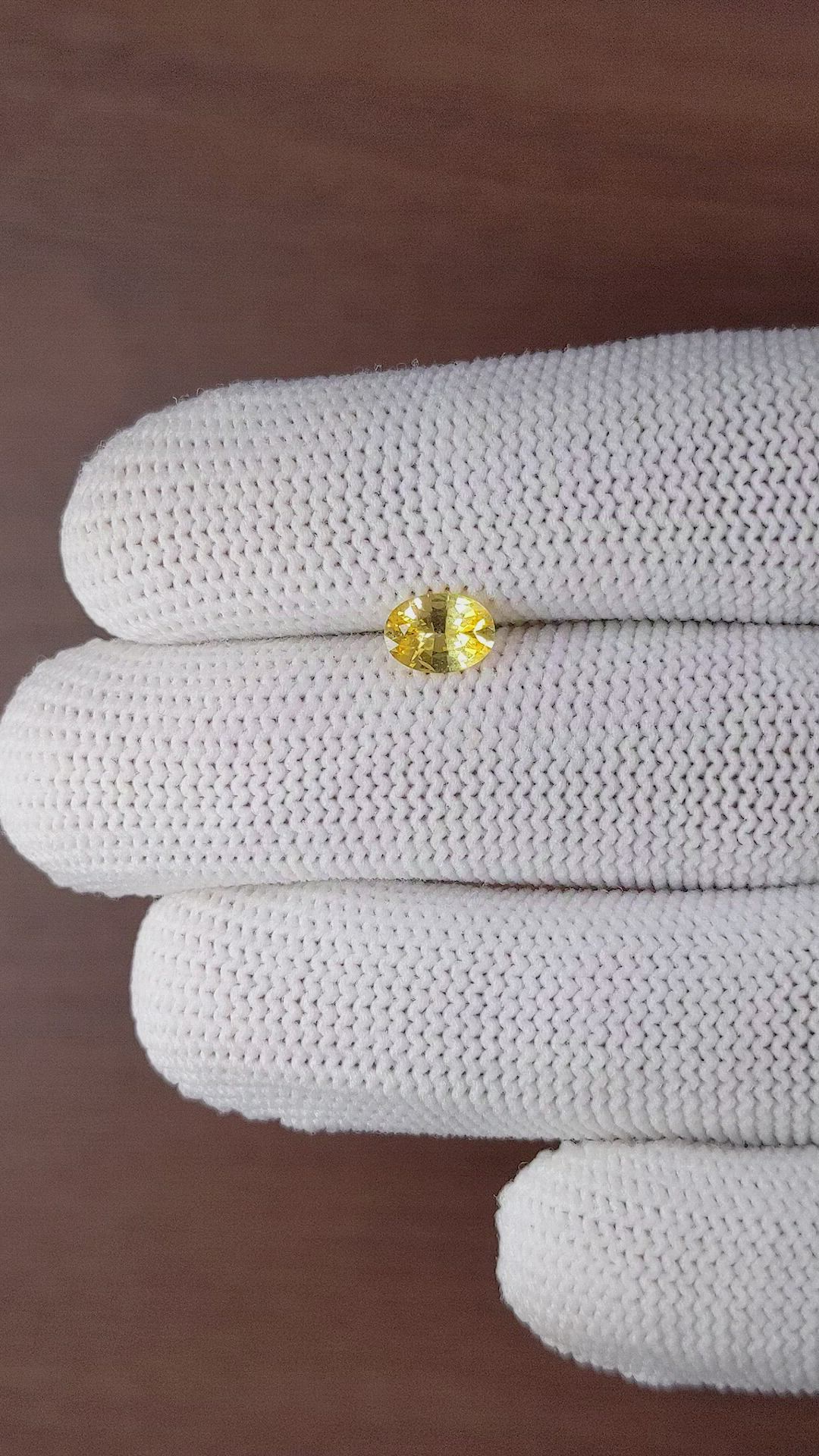 0.89 Ct. Yellow Sapphire from Ceylon (Sri Lanka) Size Video