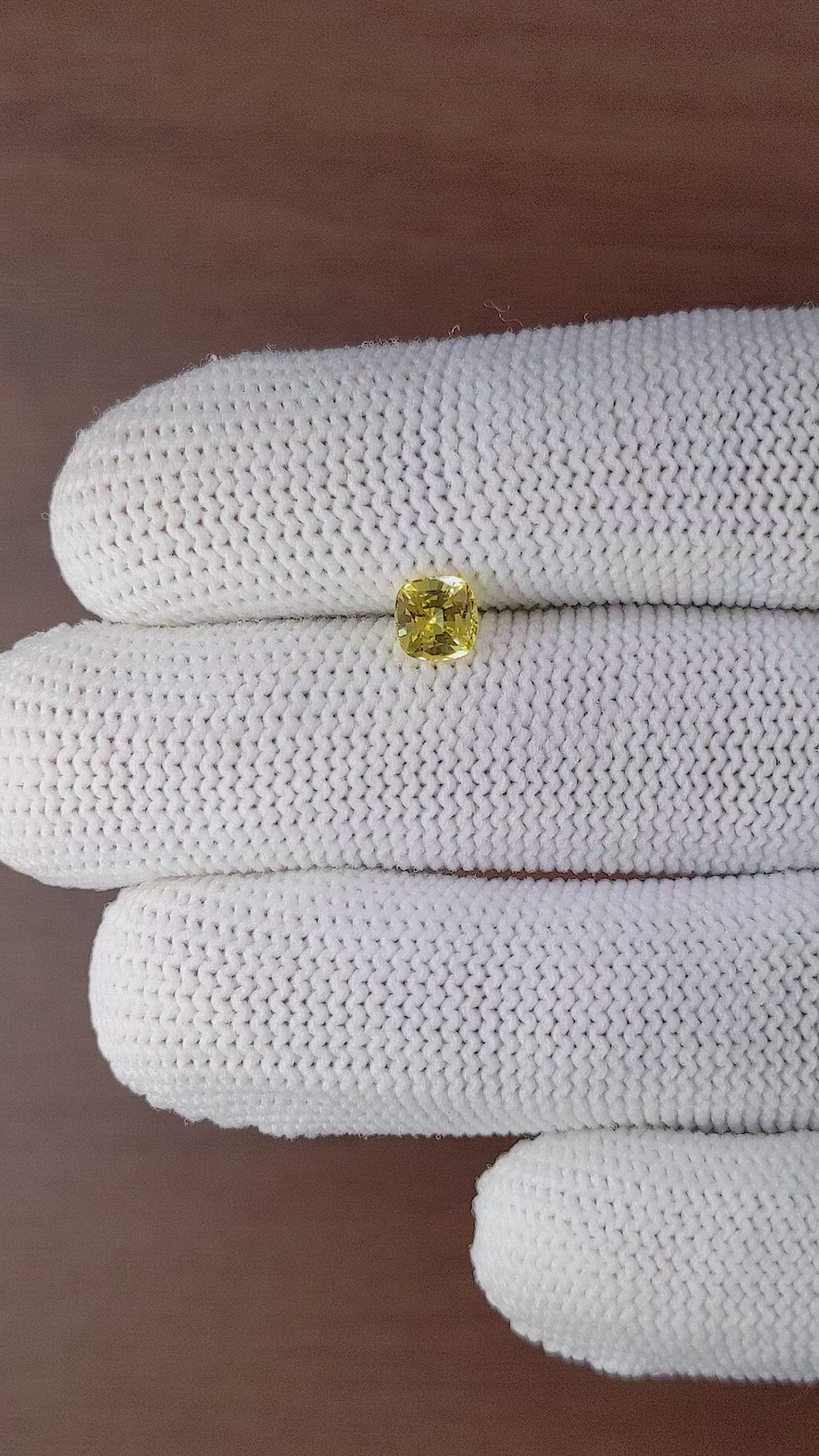 0.78 Ct. Yellow Sapphire from Ceylon (Sri Lanka) Size Video