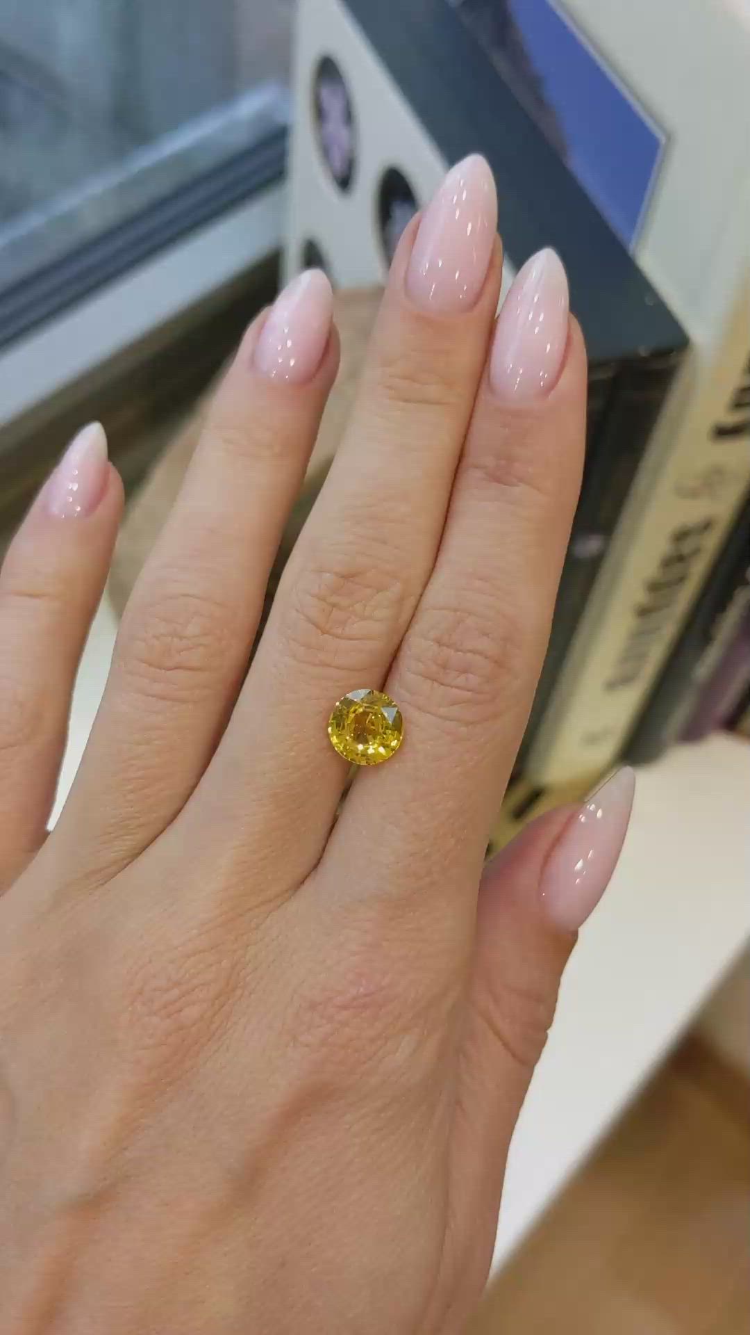 1.55 Ct. Yellow Sapphire from Ceylon (Sri Lanka) Size Video