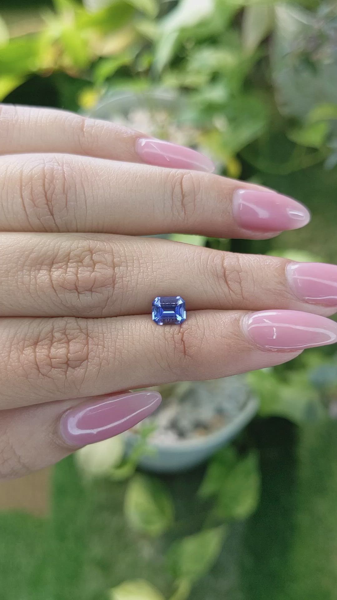 1.01 Ct. Blue Sapphire from Ceylon (Sri Lanka) Size Video