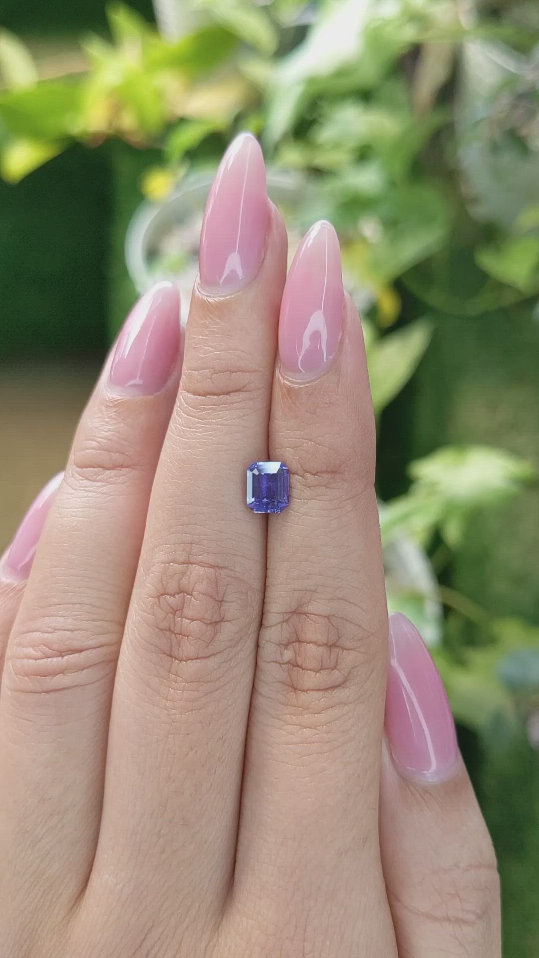 1.13 Ct. Purplish Blue Sapphire from Ceylon (Sri Lanka) Size Video