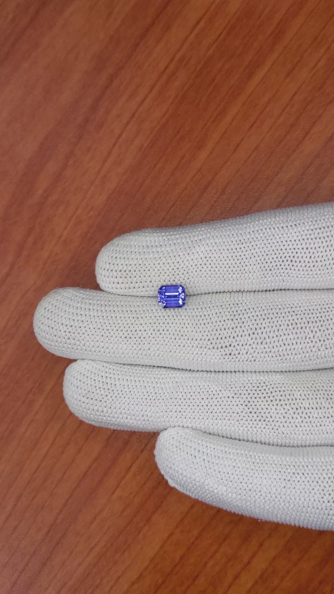 1.13 Ct. Purplish Blue Sapphire from Ceylon (Sri Lanka) Size Video