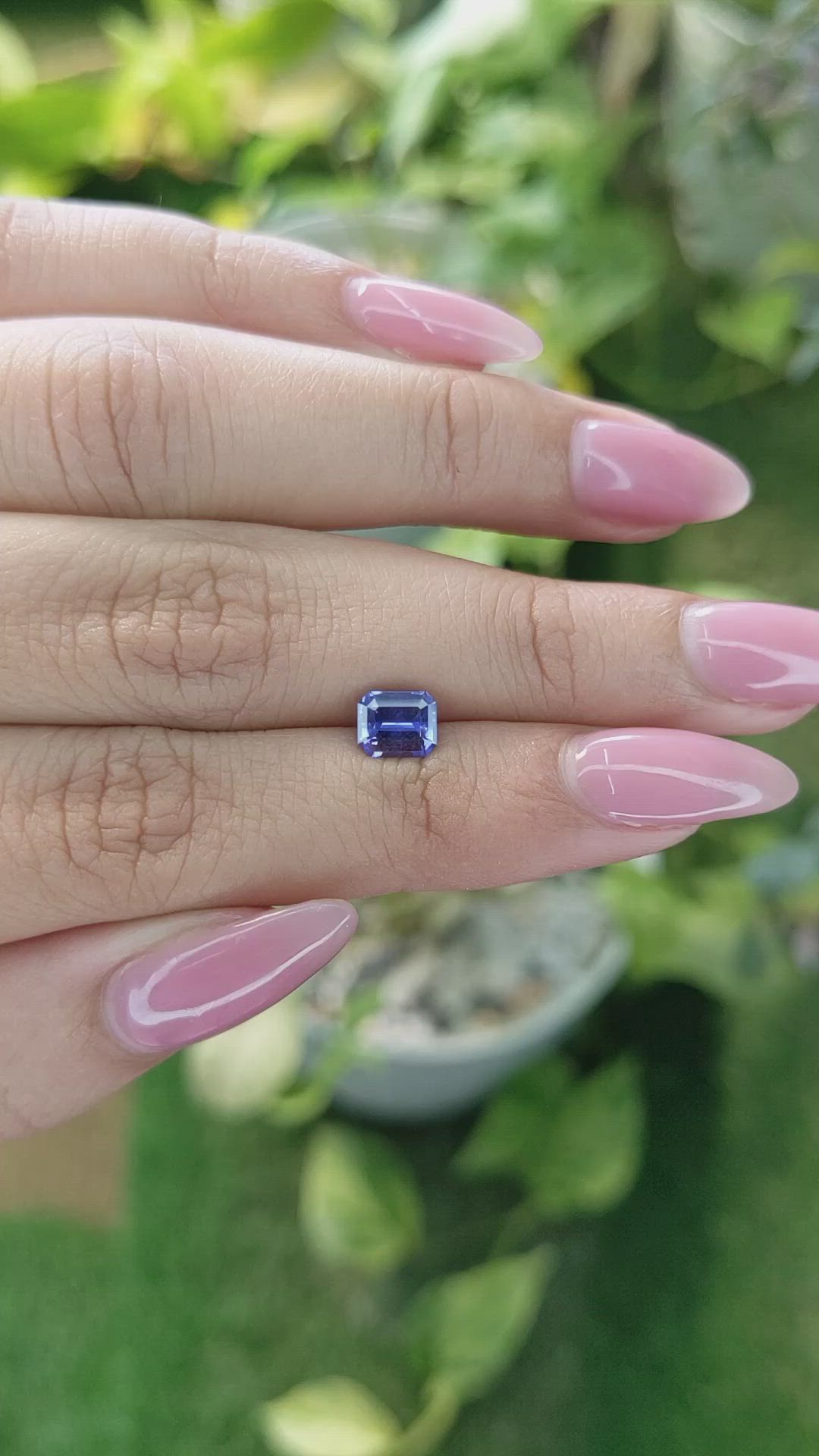 1.13 Ct. Purplish Blue Sapphire from Ceylon (Sri Lanka) Size Video
