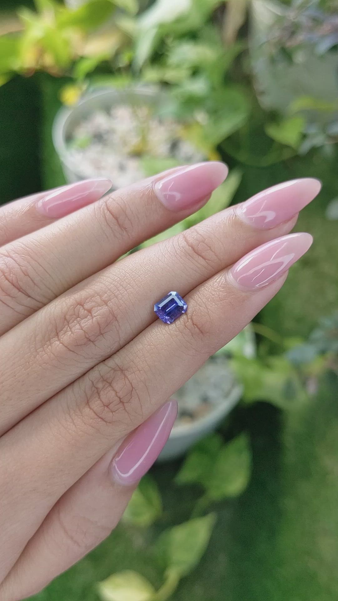 1.13 Ct. Purplish Blue Sapphire from Ceylon (Sri Lanka) Size Video