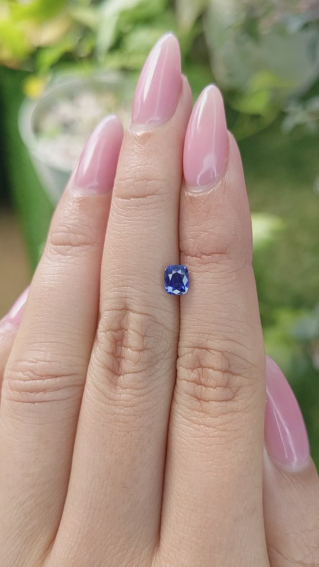 0.70 Ct. Blue Sapphire from Ceylon (Sri Lanka) Size Video