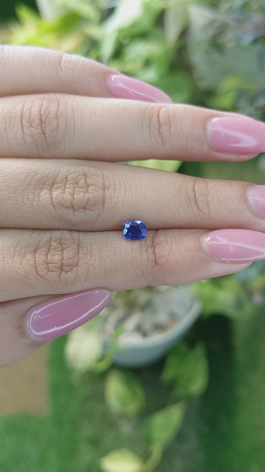 0.70 Ct. Blue Sapphire from Ceylon (Sri Lanka) Size Video