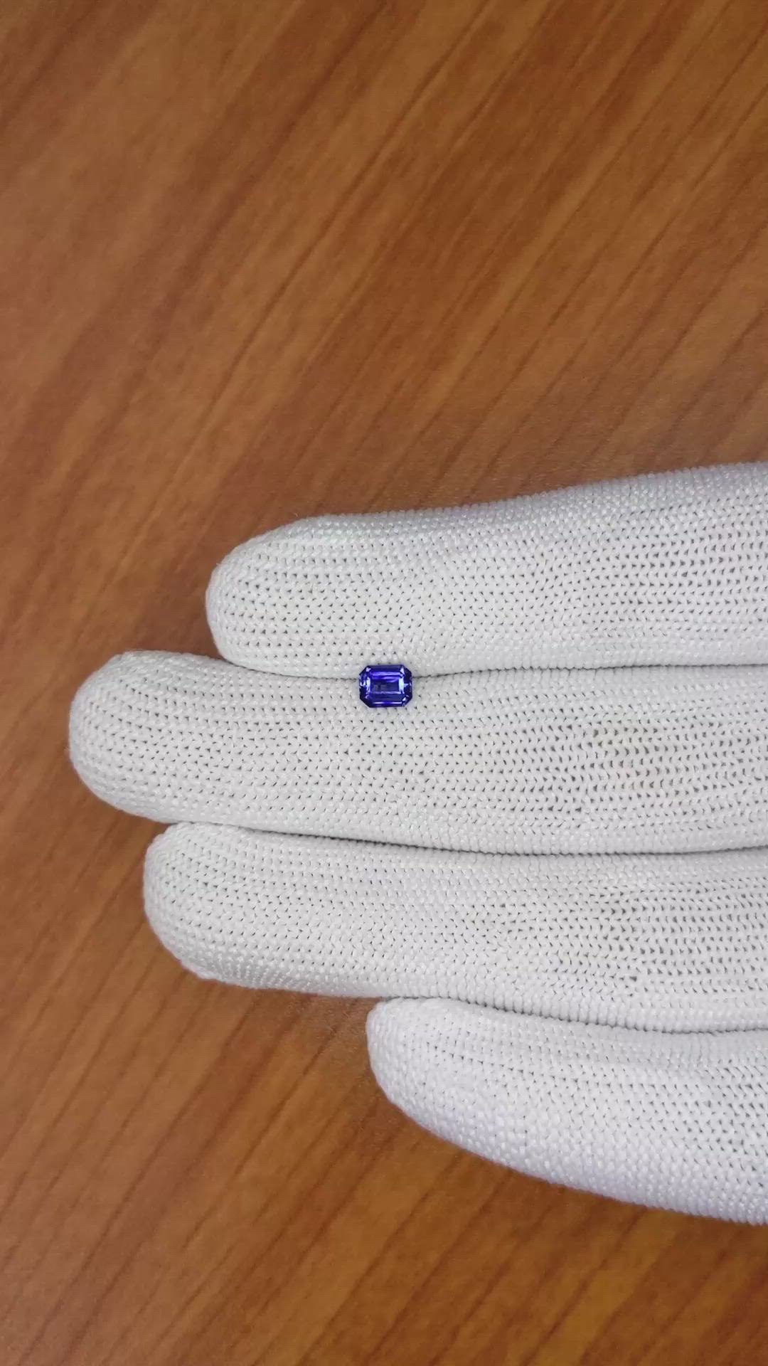 0.51 Ct. Purplish Blue Sapphire from Ceylon (Sri Lanka) Size Video
