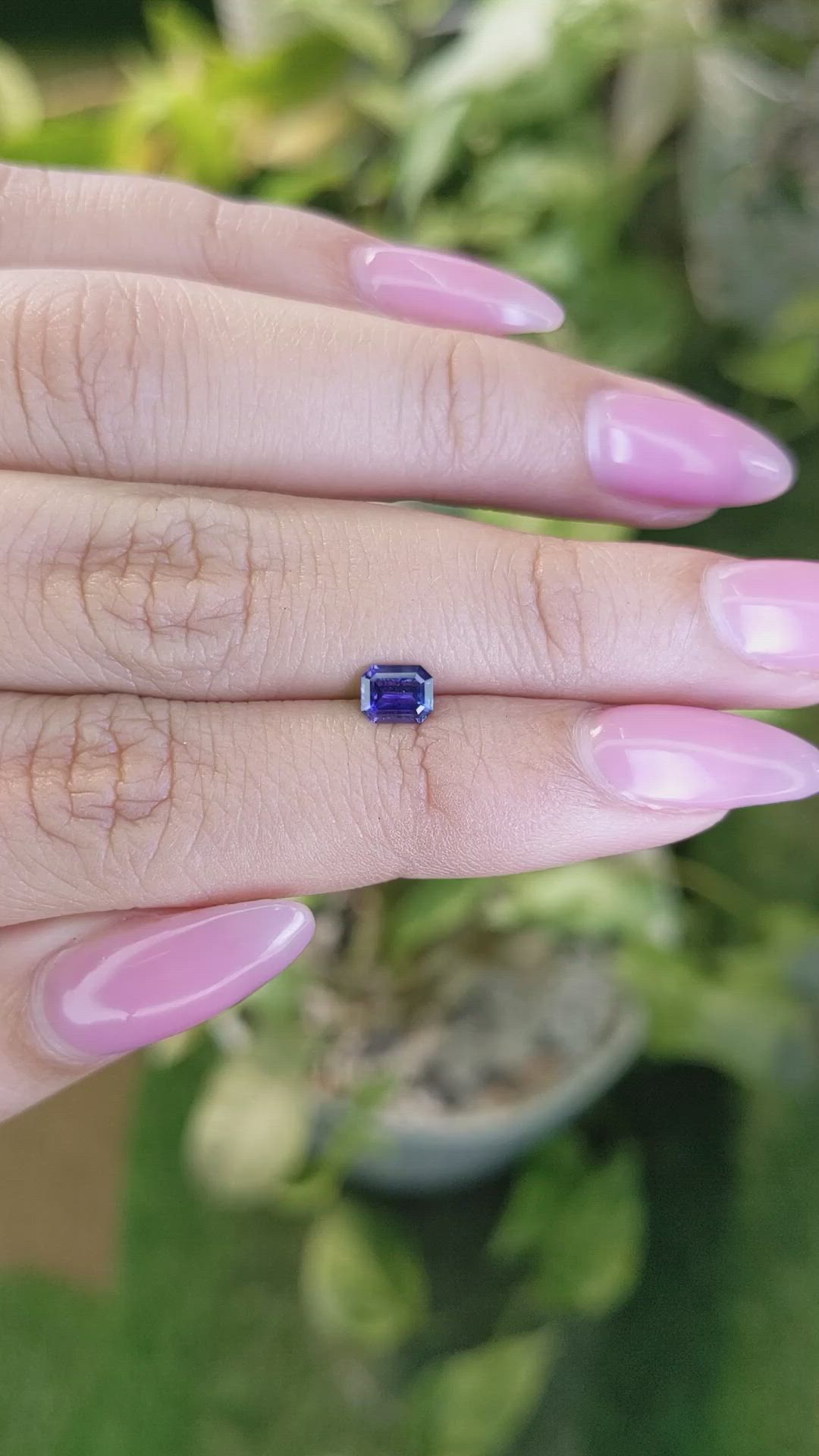 0.51 Ct. Purplish Blue Sapphire from Ceylon (Sri Lanka) Size Video