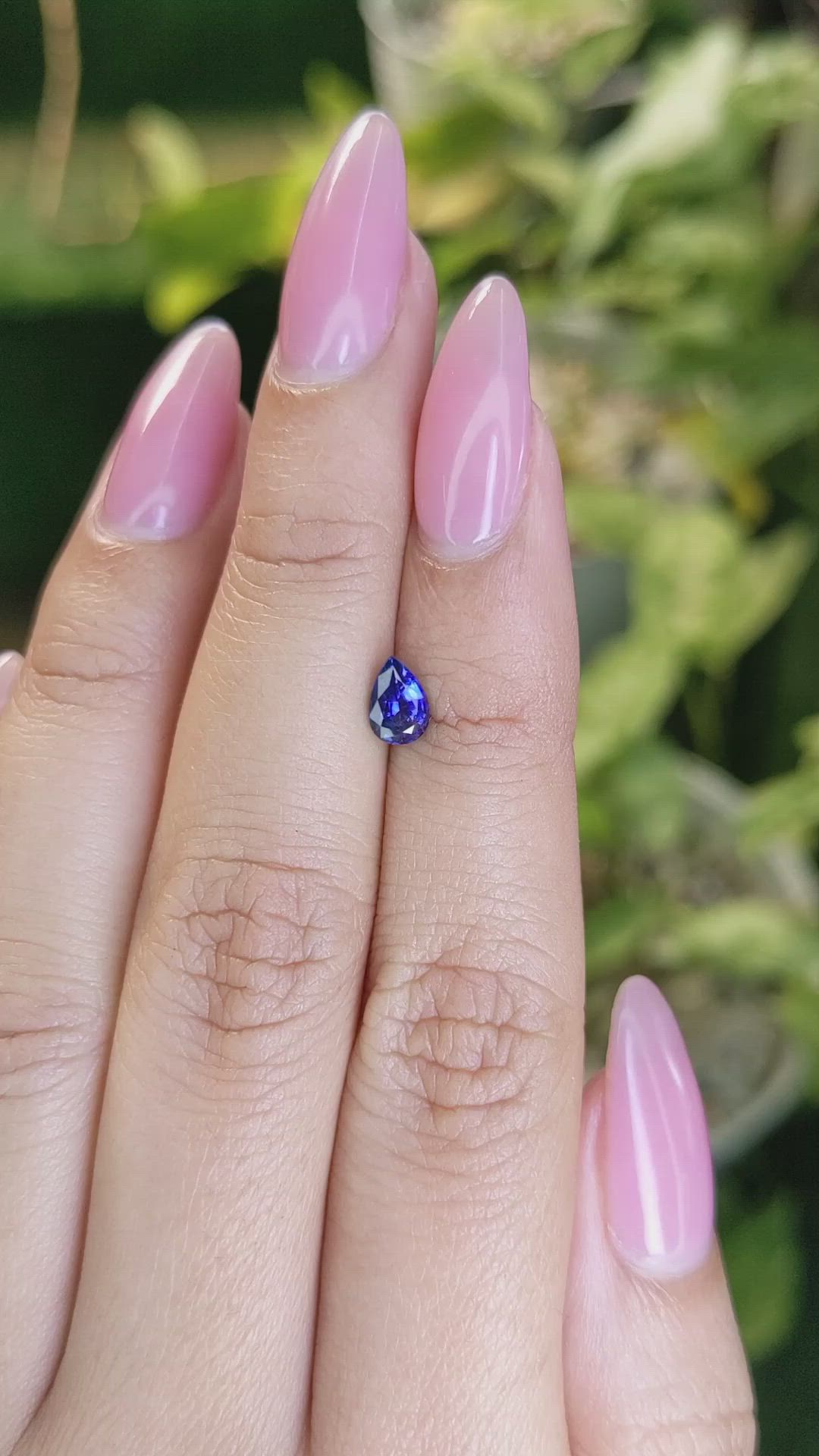 0.65 Ct. Blue Sapphire from Ceylon (Sri Lanka) Size Video