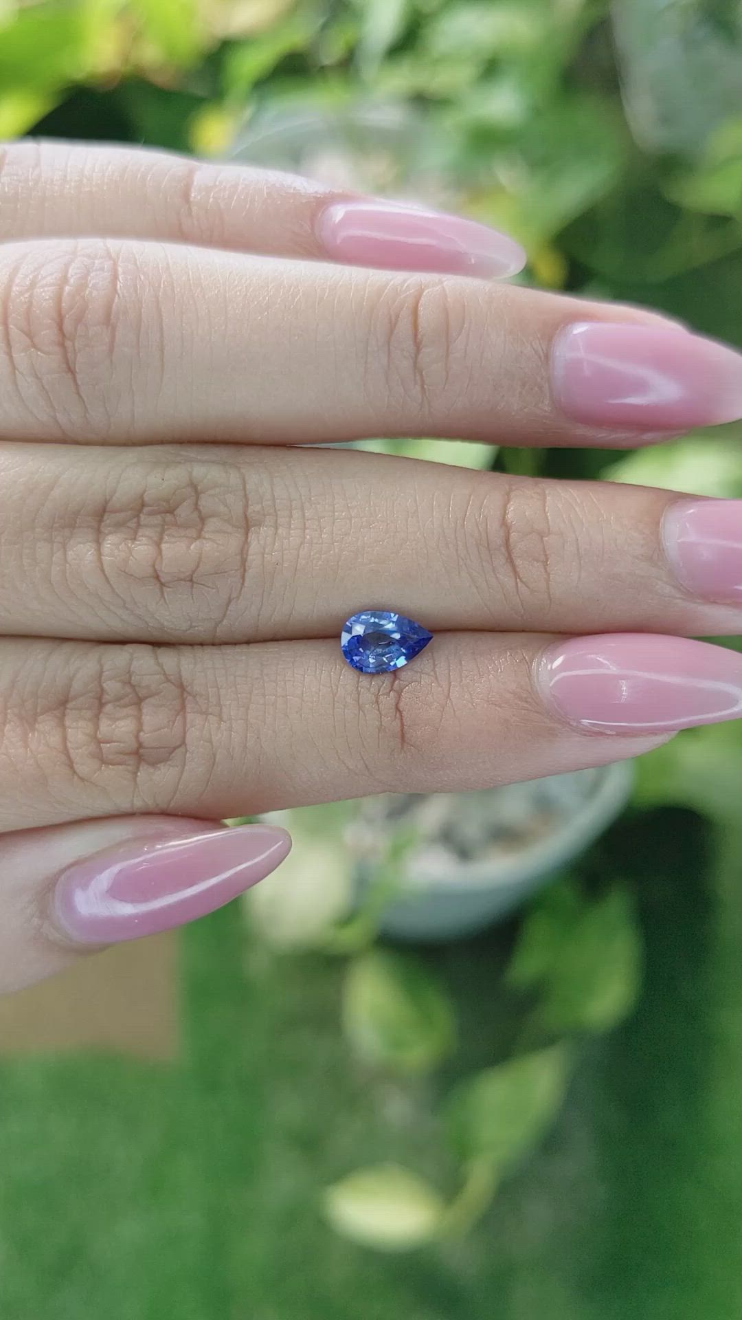 0.76 Ct. Blue Sapphire from Ceylon (Sri Lanka) Size Video