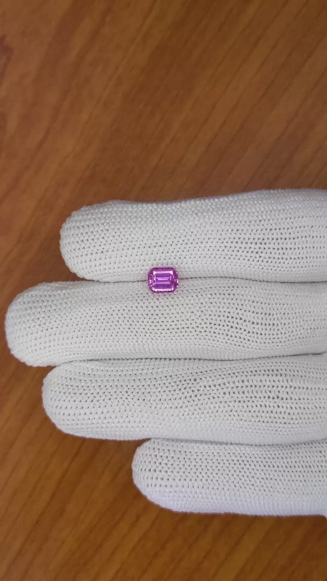 1.04 Ct. Pinkish Purple Sapphire from Ceylon (Sri Lanka) Size Video