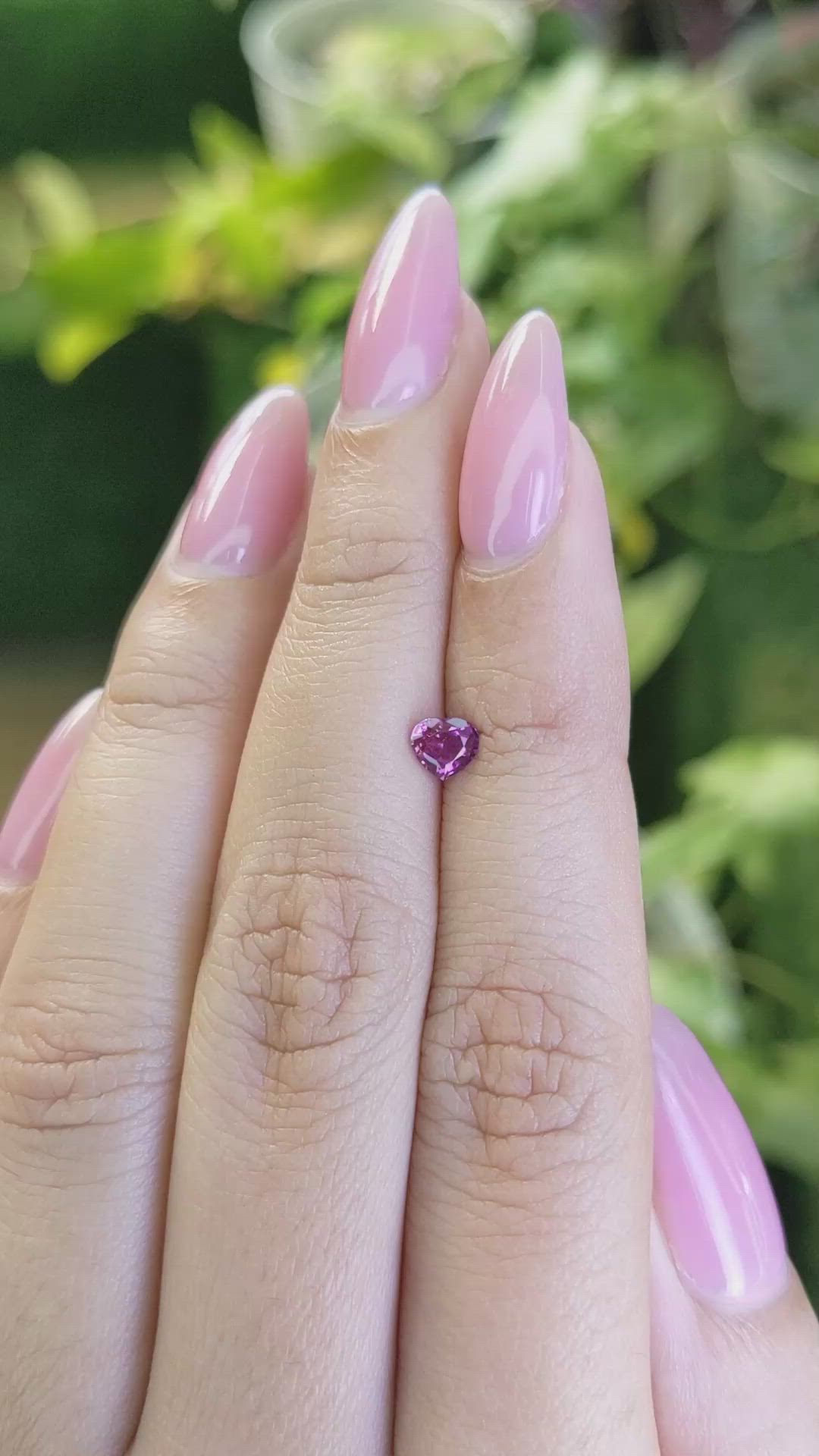 0.44 Ct. Pinkish Purple Sapphire from Ceylon (Sri Lanka) Size Video