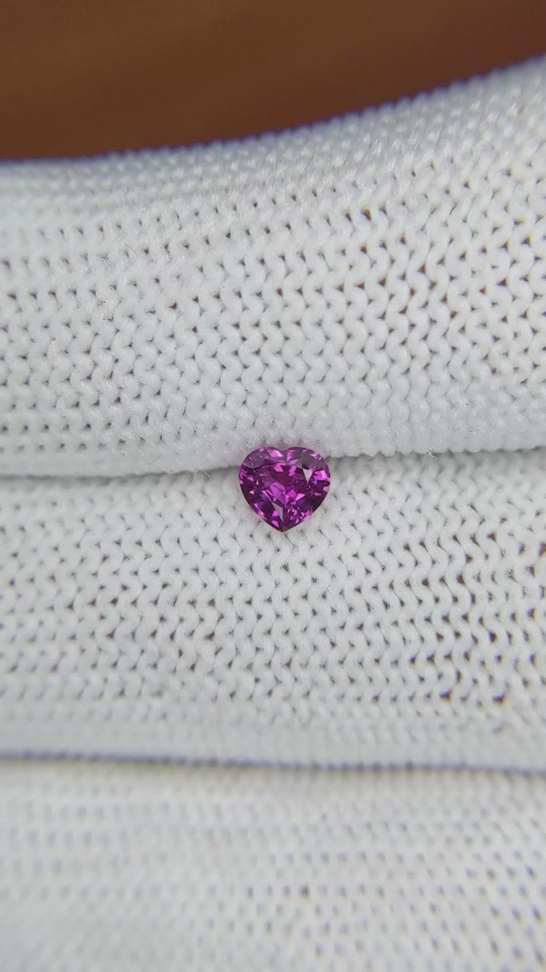0.44 Ct. Pinkish Purple Sapphire from Ceylon (Sri Lanka) Size Video