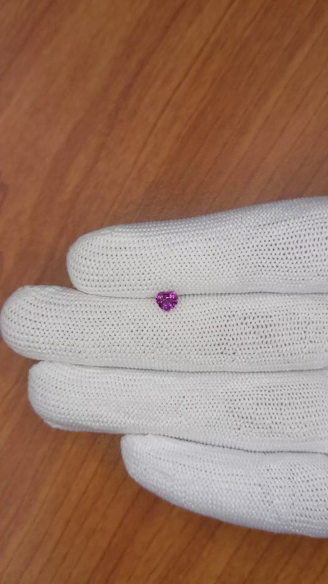 0.44 Ct. Pinkish Purple Sapphire from Ceylon (Sri Lanka) Size Video
