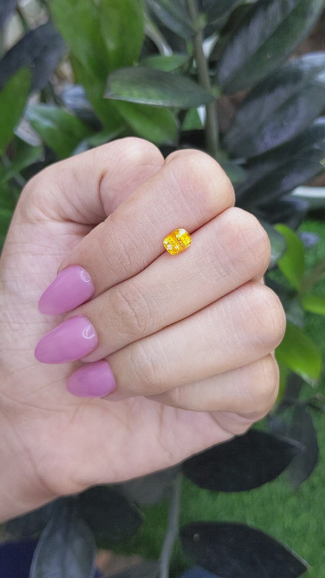 1.13 Ct. Orangish Yellow Sapphire from Ceylon (Sri Lanka) Size Video