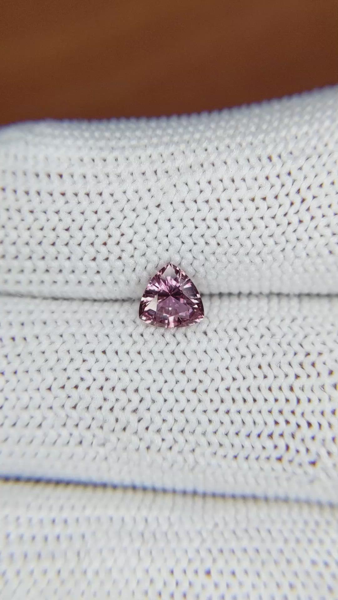 0.70 Ct. Pinkish Brown Sapphire from Ceylon (Sri Lanka) Size Video