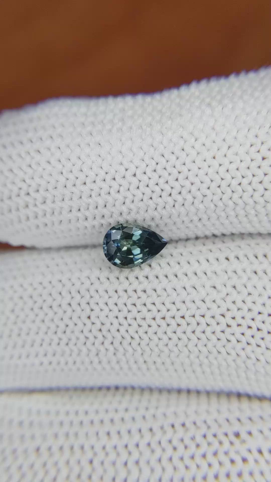 0.83 Ct. Greenish Blue Sapphire from Ceylon (Sri Lanka) Size Video