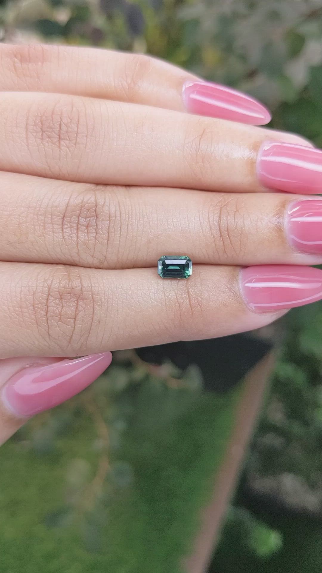 0.84 Ct. Green Sapphire from Ceylon (Sri Lanka) Size Video