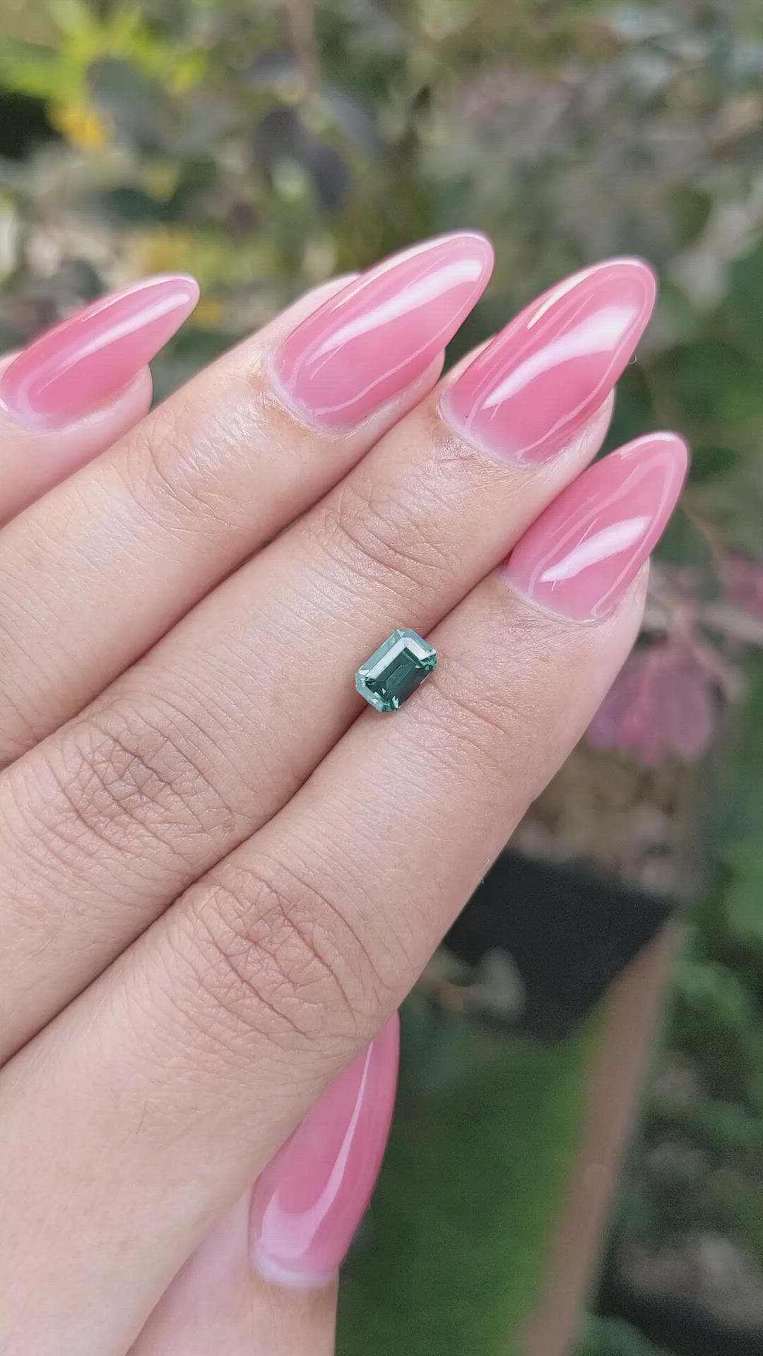 0.84 Ct. Green Sapphire from Ceylon (Sri Lanka) Size Video