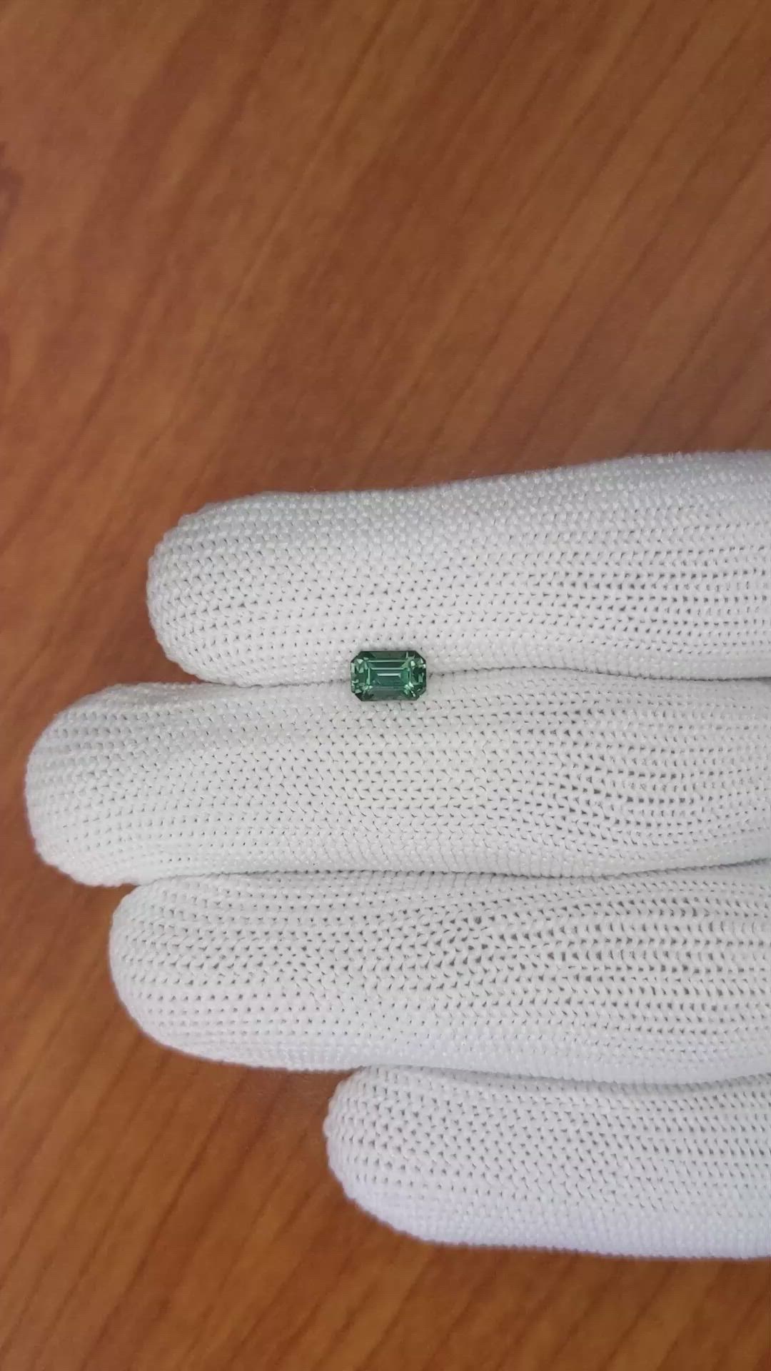 0.84 Ct. Green Sapphire from Ceylon (Sri Lanka) Size Video