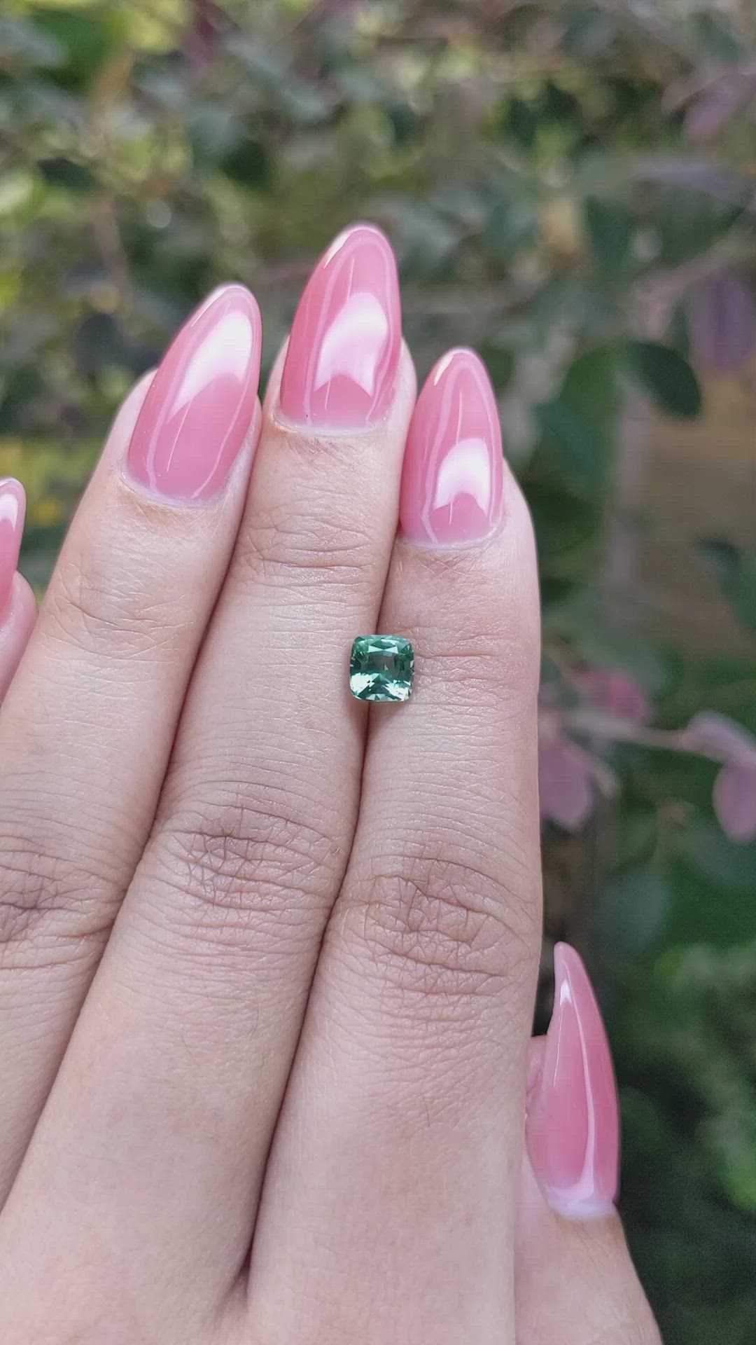 0.95 Ct. Green Sapphire from Ceylon (Sri Lanka) Size Video