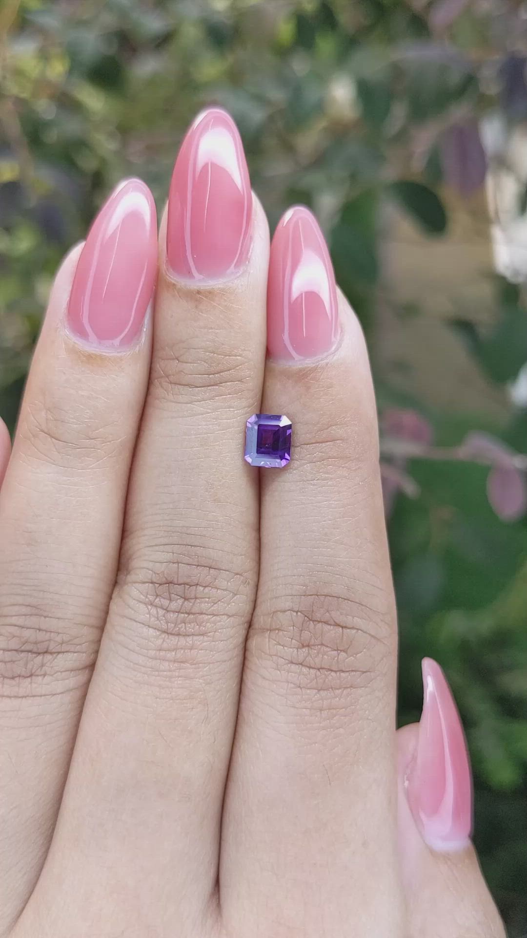 0.92 Ct. Color Change Sapphire from Ceylon (Sri Lanka) Size Video