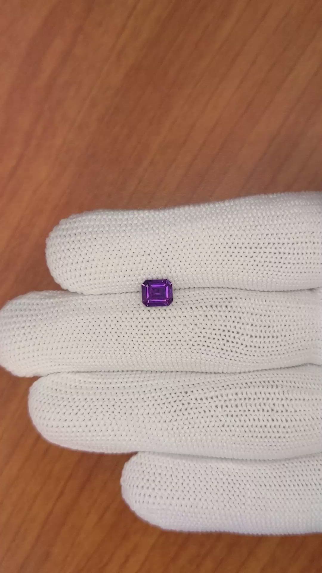 0.92 Ct. Color Change Sapphire from Ceylon (Sri Lanka) Size Video