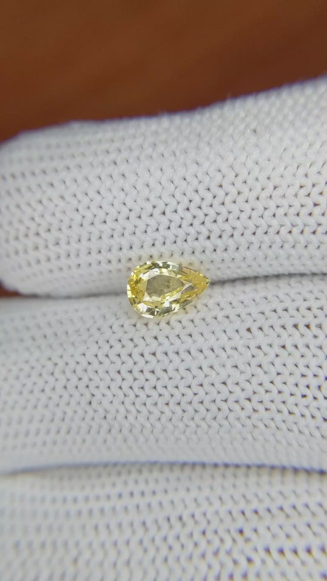1.06 Ct. Yellow Sapphire from Ceylon (Sri Lanka) Size Video