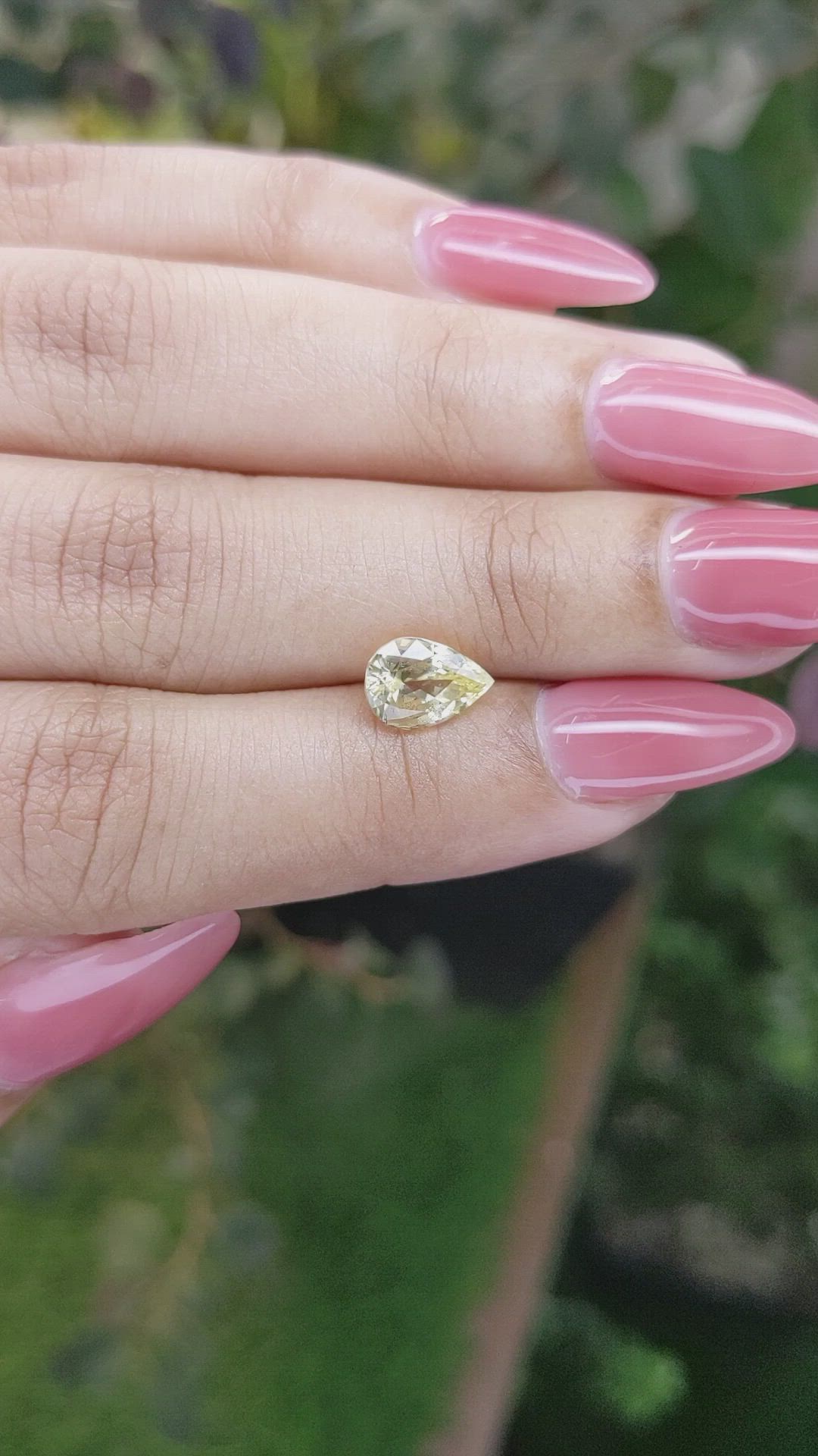 1.92 Ct. Yellow Sapphire from Ceylon (Sri Lanka) Size Video