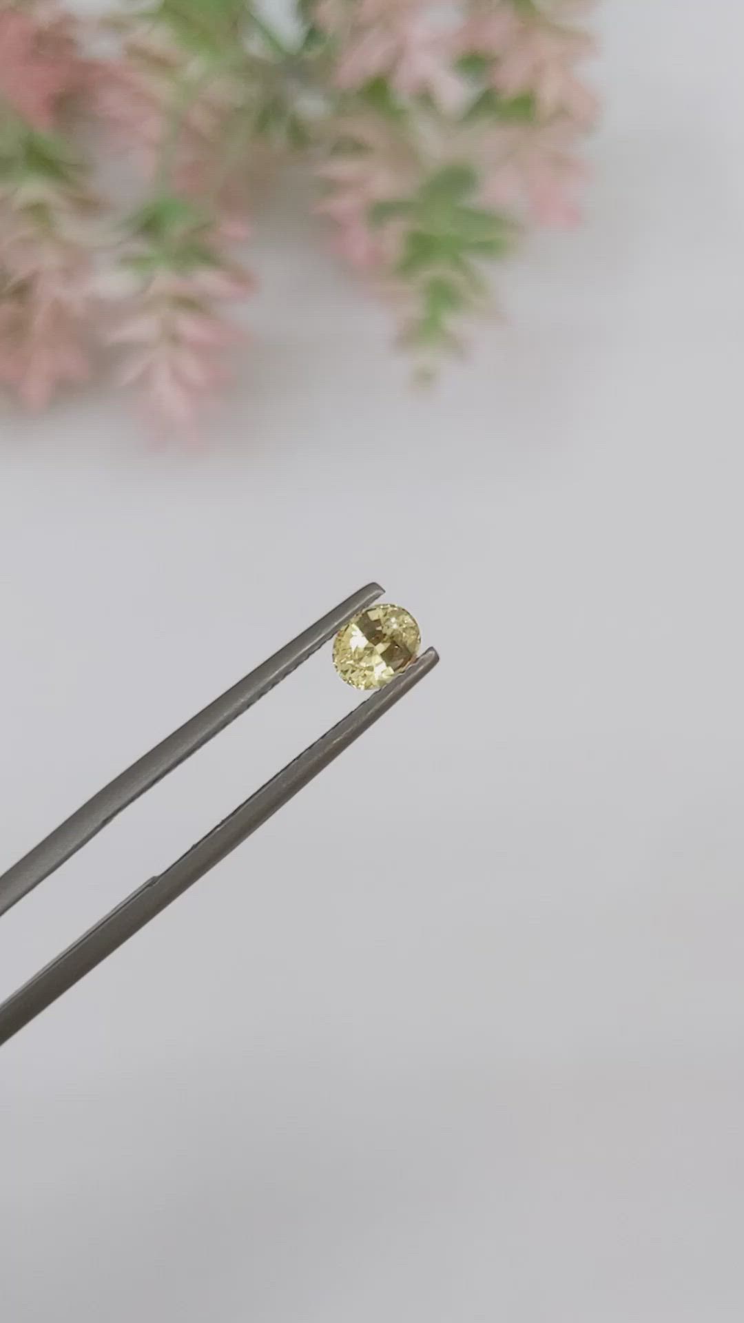 0.55 Ct. Yellow Sapphire from Ceylon (Sri Lanka) Size Video