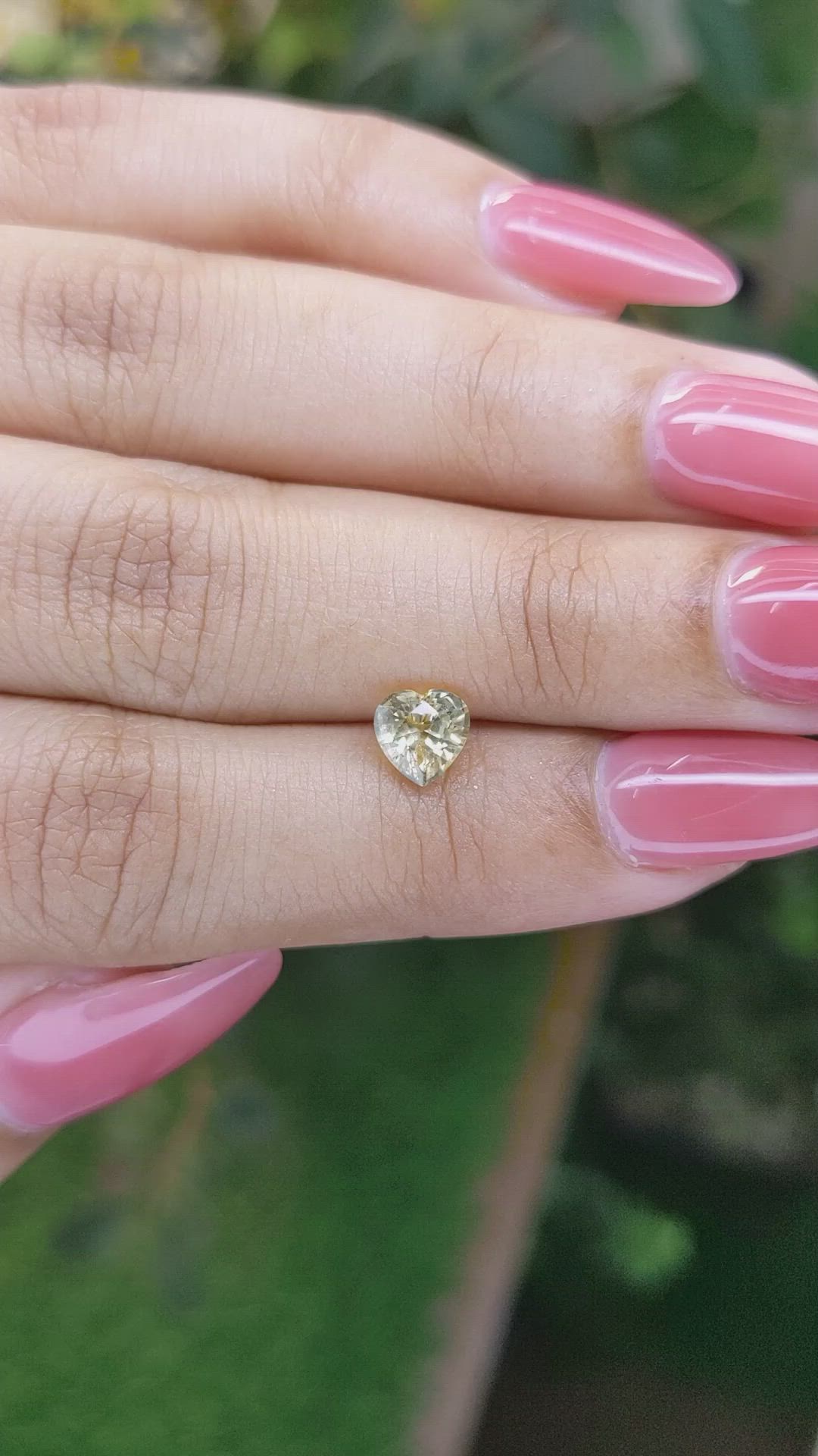 1.04 Ct. Yellow Sapphire from Ceylon (Sri Lanka) Size Video