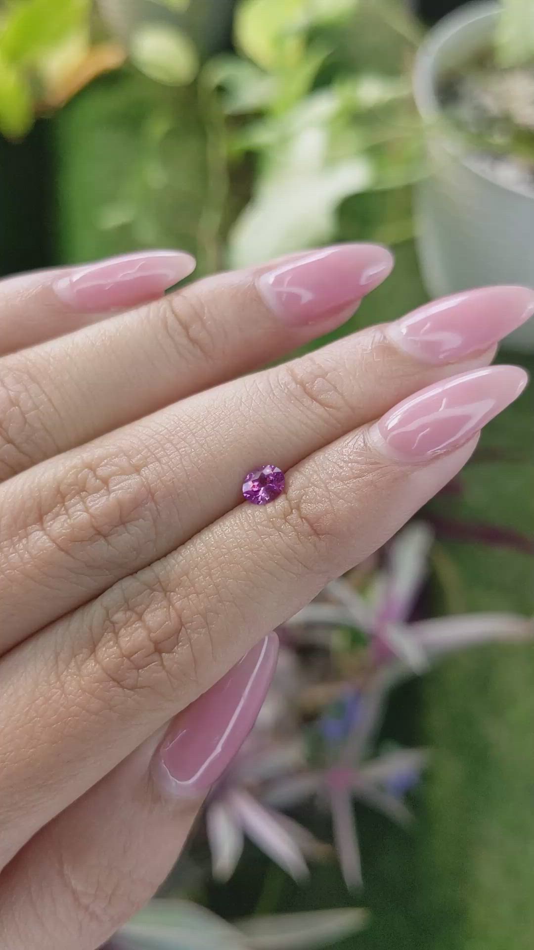 0.38 Ct. Pinkish Purple Sapphire from Ceylon (Sri Lanka) Size Video