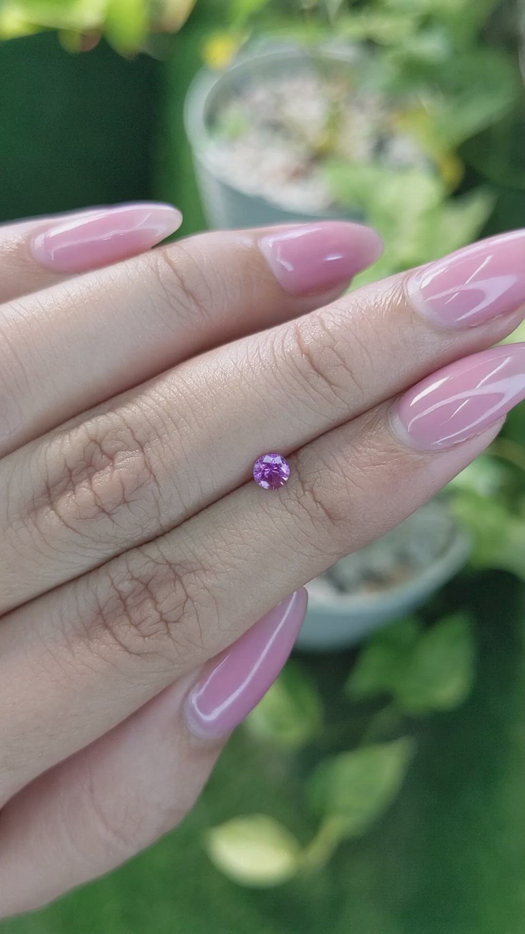 0.28 Ct. Pinkish Purple Sapphire from Ceylon (Sri Lanka) Size Video
