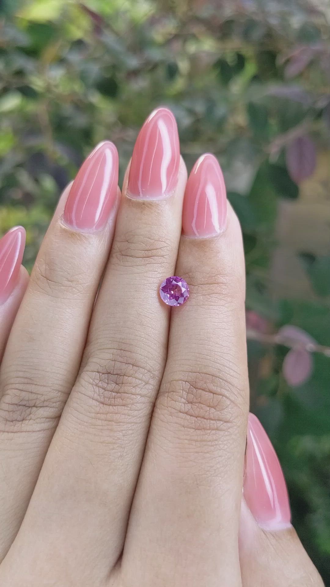 0.86 Ct. Pinkish Purple Sapphire from Ceylon (Sri Lanka) Size Video