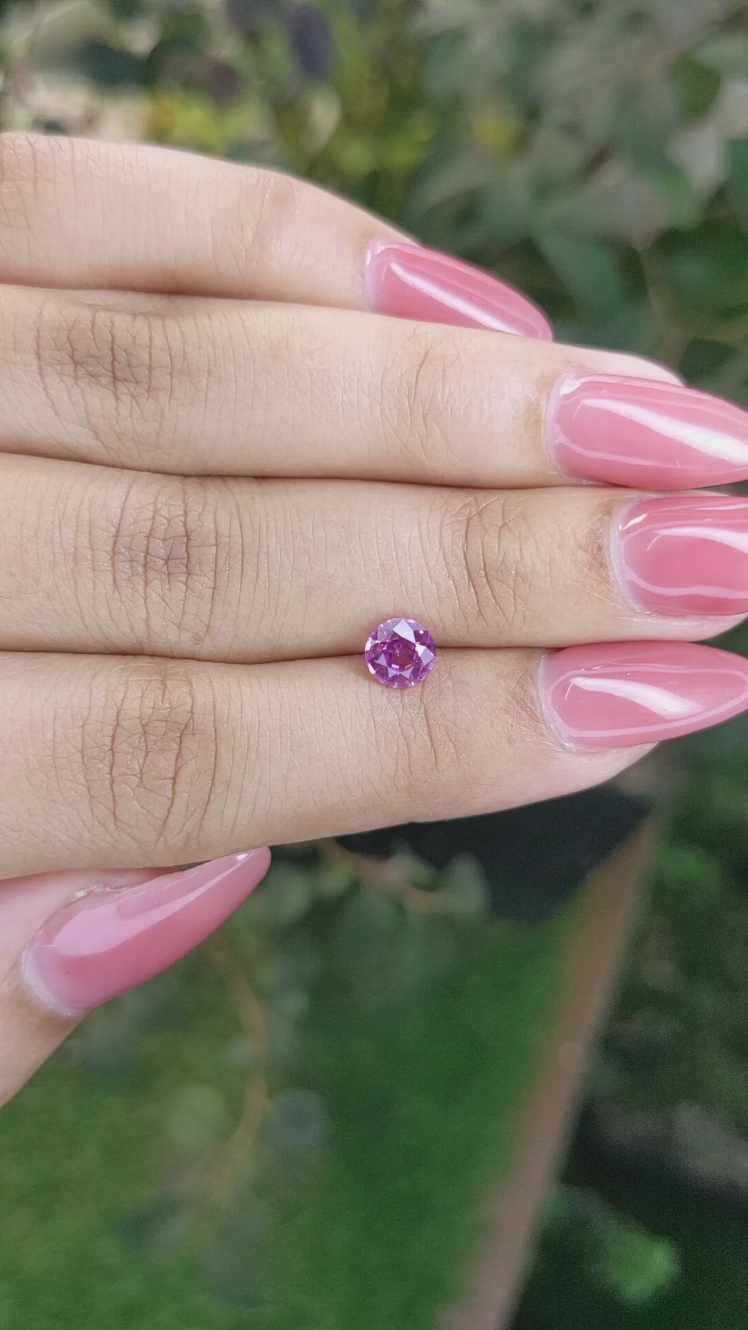 0.86 Ct. Pinkish Purple Sapphire from Ceylon (Sri Lanka) Size Video