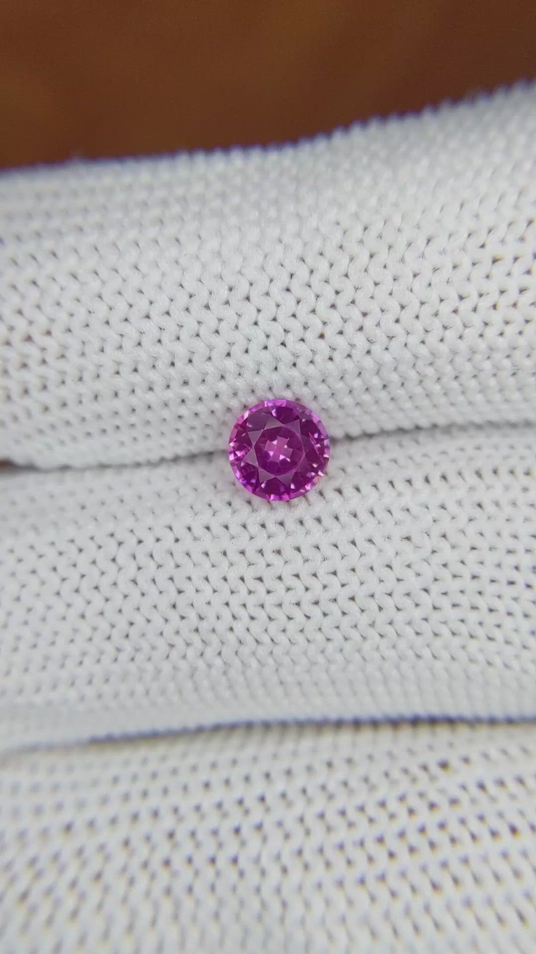 0.86 Ct. Pinkish Purple Sapphire from Ceylon (Sri Lanka) Size Video