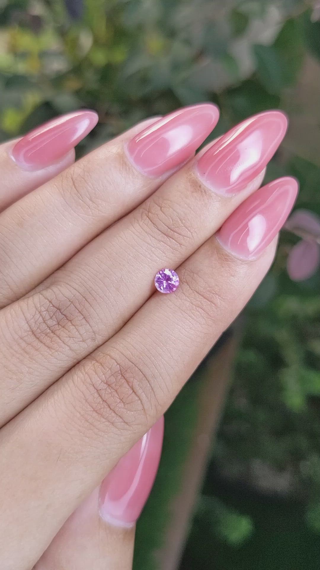 0.37 Ct. Pinkish Purple Sapphire from Ceylon (Sri Lanka) Size Video