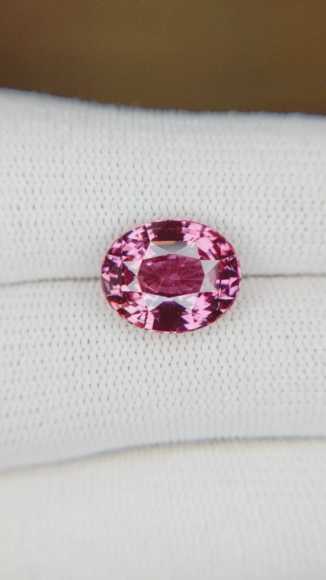 7.51 Ct. Padparadscha Sapphire from Madagascar Size Video