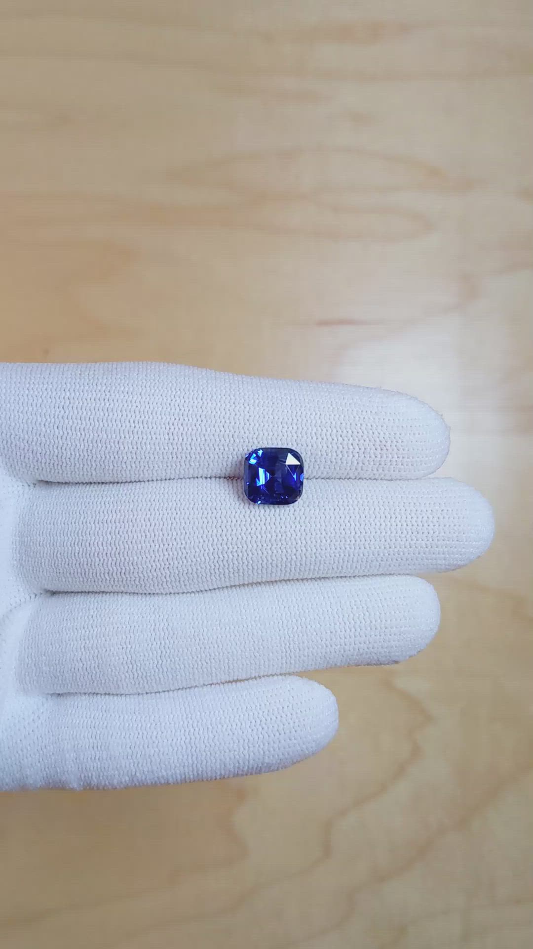 4.50 Ct. Blue Sapphire from Burma (Myanmar) Size Video